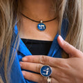 Collier chai bleu